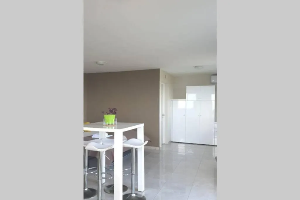 Appartement Habitation Noelesse à Beauregard