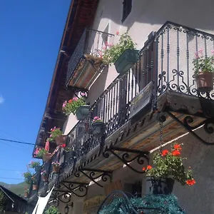 https://la-maison-daugustin-st-jean-darves-appartement-2.hotels-rhonealpes.com